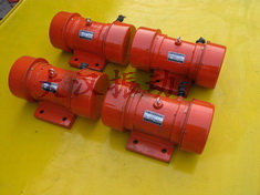 YZS振動(dòng)電機(jī):激振能力強(qiáng)，拆卸方便。